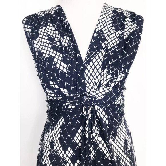 •SOLD•ELIZA J Navy Blue + White Print Knot Front Sleeveless Maxi Length Dress - Picture 2 of 9